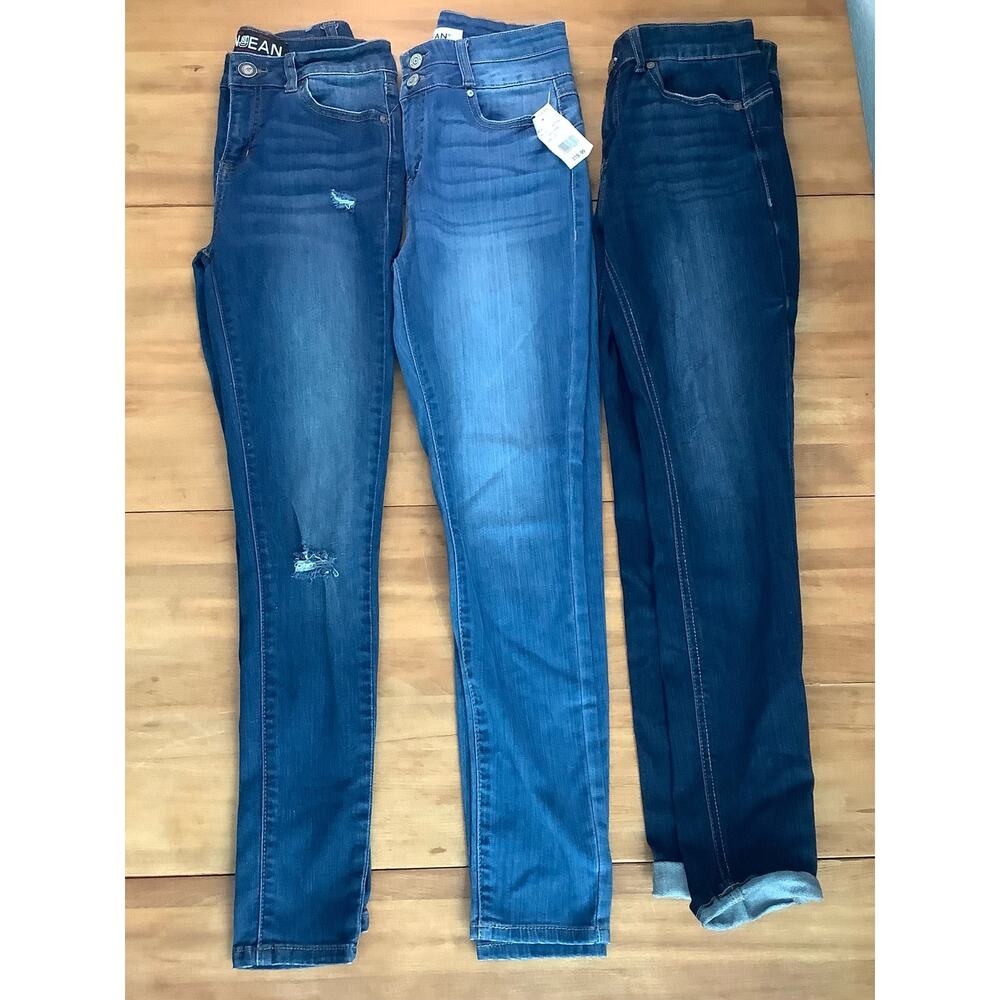 Enjean Junior’s Size 3 Skinny Jeans - Lot of 3